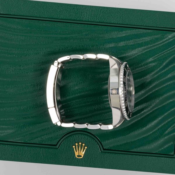 Rolex Sea-Dweller 126600